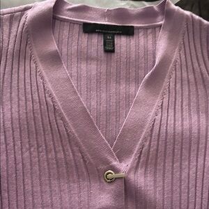 Women's Lavender ribbed sweater. 
Excellent condition.